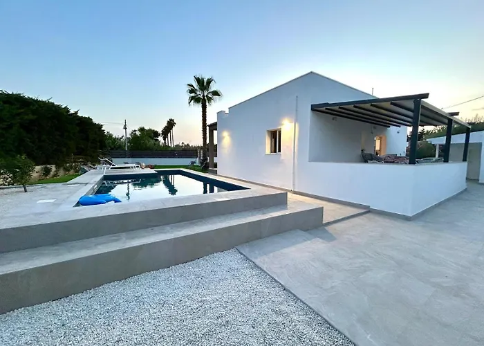 Elsa Holiday Home